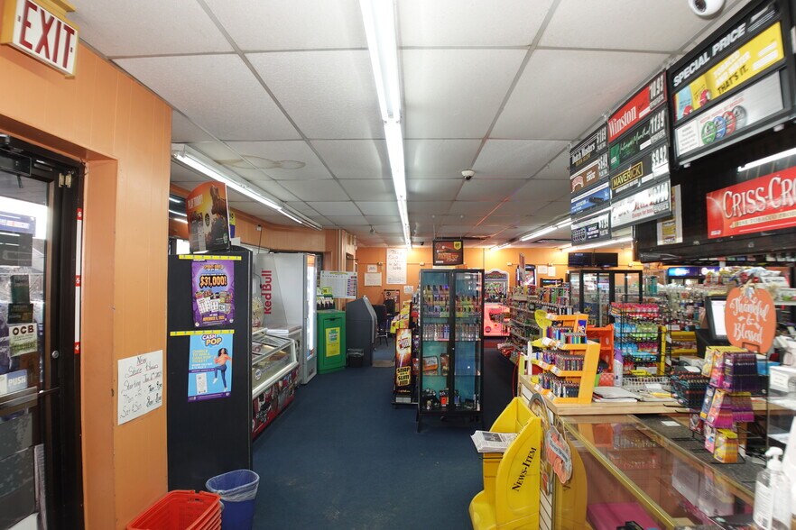 More Photos Of 600 Chestnut St, Kulpmont Service Station For Sale