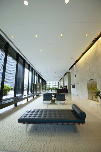 More Photos Of 11 Stanwix St, Pittsburgh Office For Lease