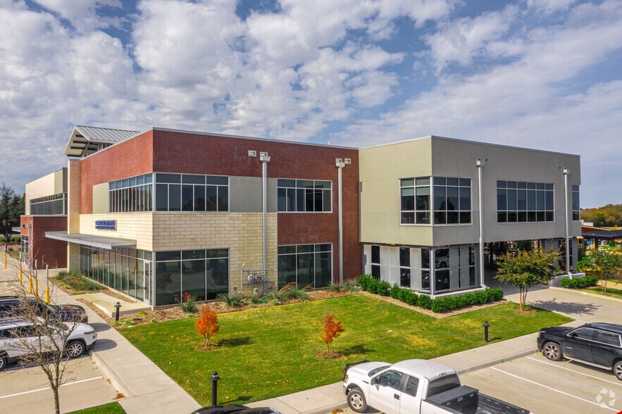 More Photos Of 1629 Smirl Dr, Heath Loft Creative Space For Lease
