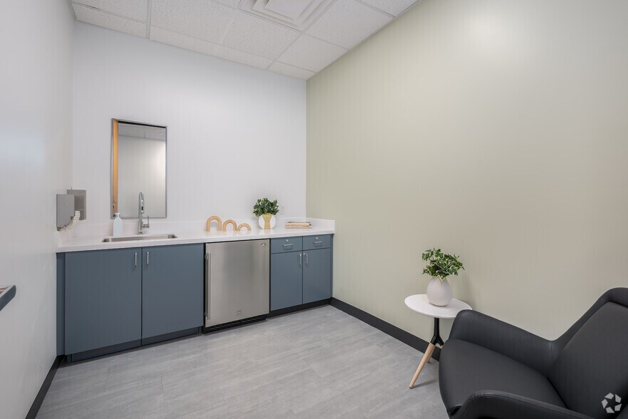 More Photos Of 1750 Howe Ave, Sacramento Coworking Space