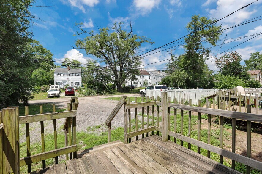 More Photos Of 1079 S James Rd, Columbus Apartments For Sale