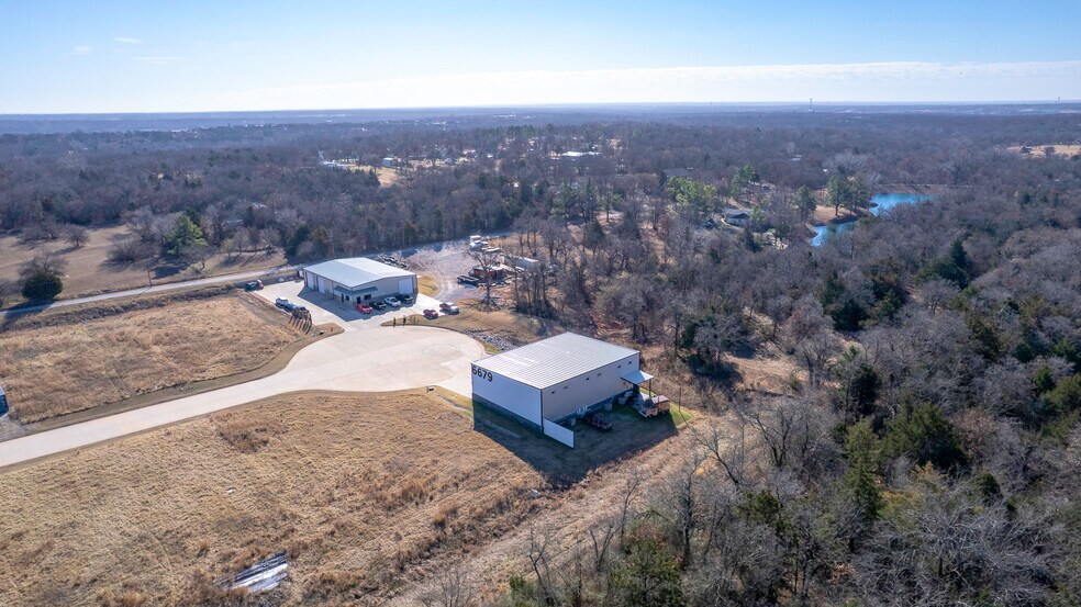More Photos Of 6679 Prosper Rd, Edmond Showroom For Lease