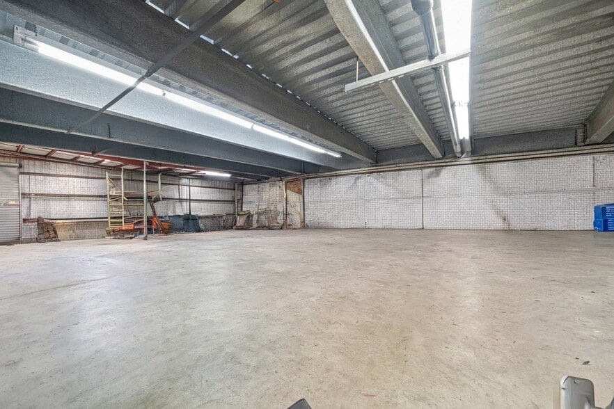 More Photos Of 4081 Seaport Blvd, West Sacramento Warehouse For Lease