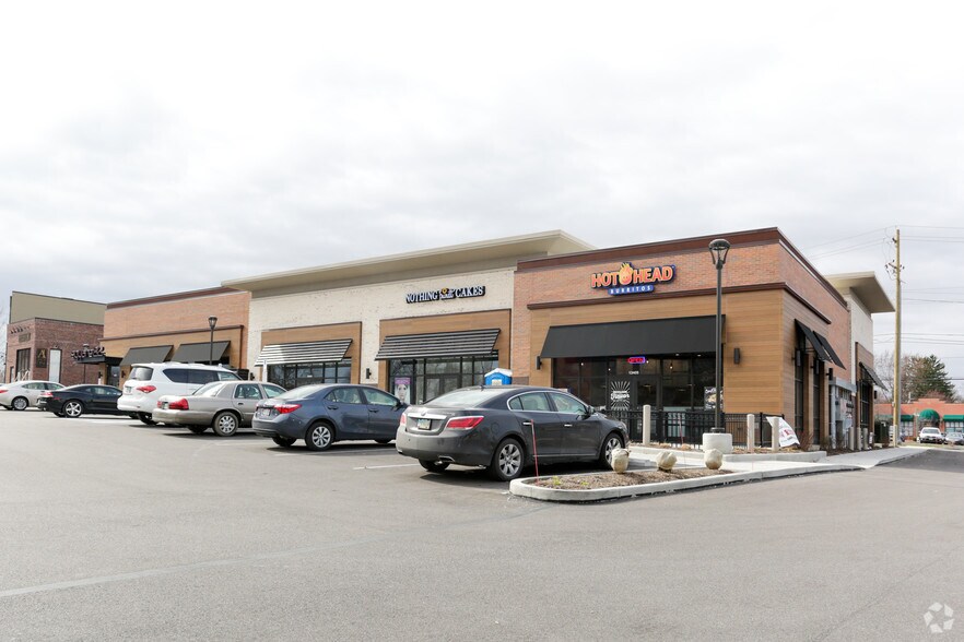 More Photos Of 13405-13485 Pearl Rd, Strongsville Freestanding For Lease