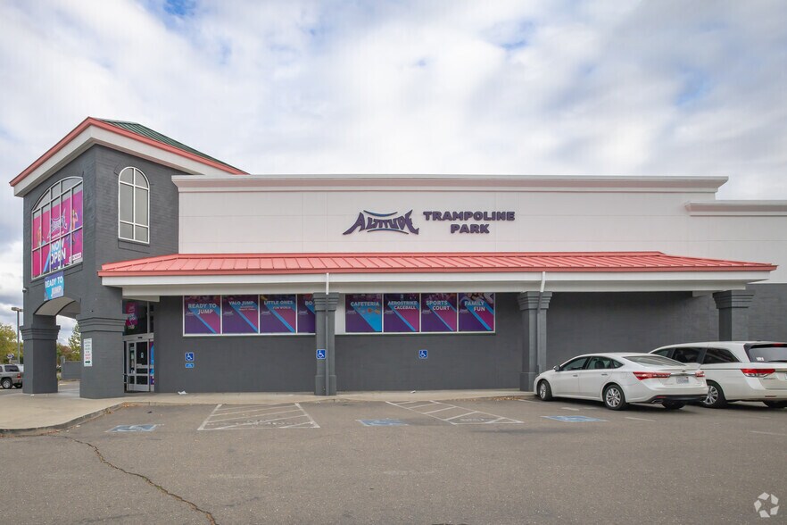 More Photos Of 1100 Riley St, Folsom Drugstore For Sale