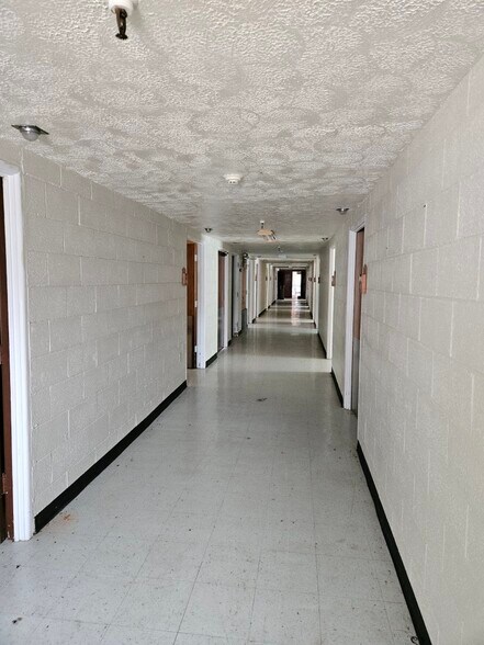 More Photos Of 215 W 3rd St, Helena Healthcare For Sale