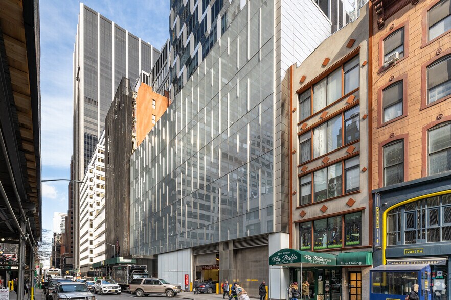 More Photos Of 55 W 46th St, New York Office For Lease