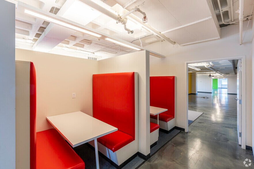 More Photos Of 10 Dorrance St, Providence Office For Lease