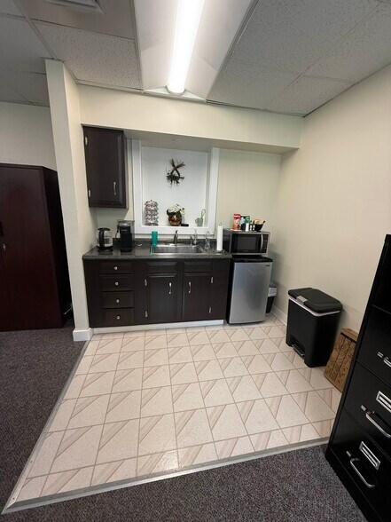 More Photos Of 4841 Hamilton Blvd, Wescosville Office For Lease