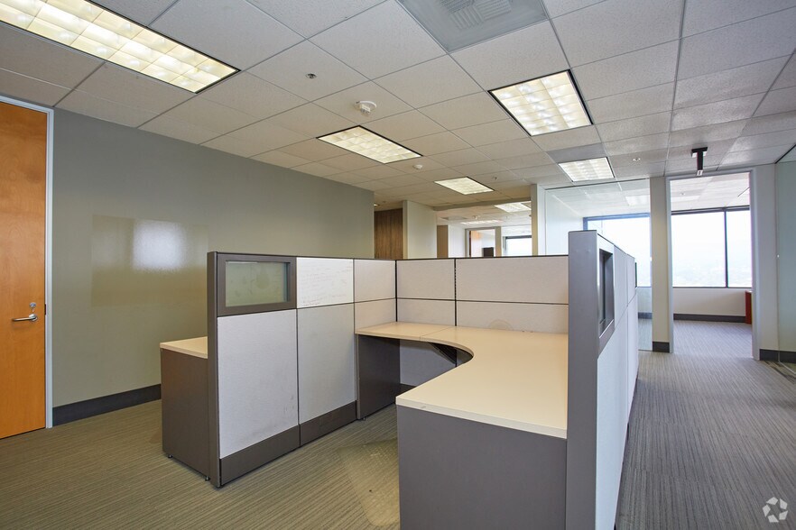 More Photos Of 11755 Wilshire Blvd, Los Angeles Office For Lease