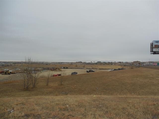 More Photos Of 2827 E Mall Dr, Rapid City Land For Sale