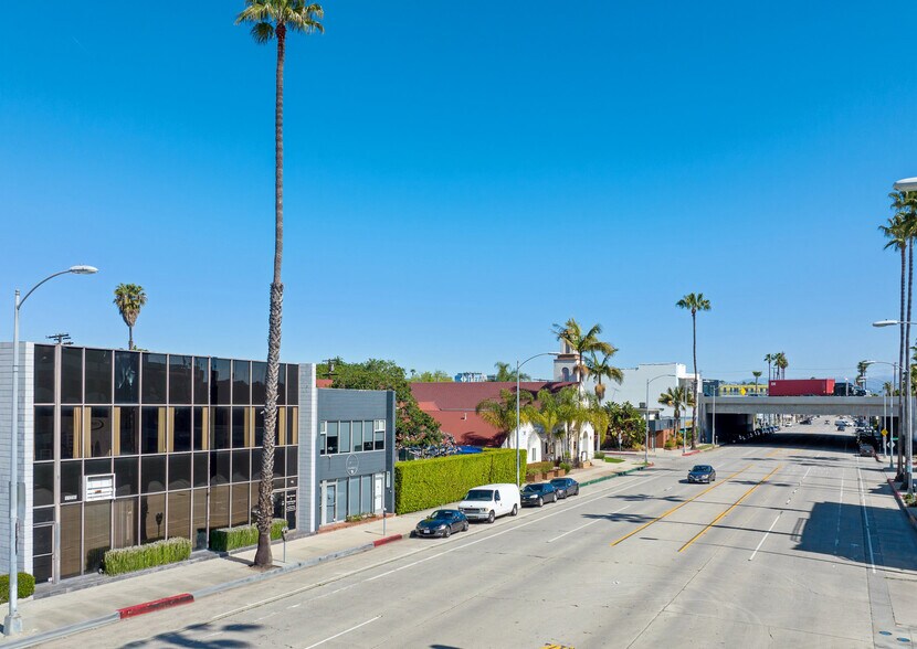 More Photos Of 11291-11295 Washington Blvd, Culver City Loft Creative Space For Lease