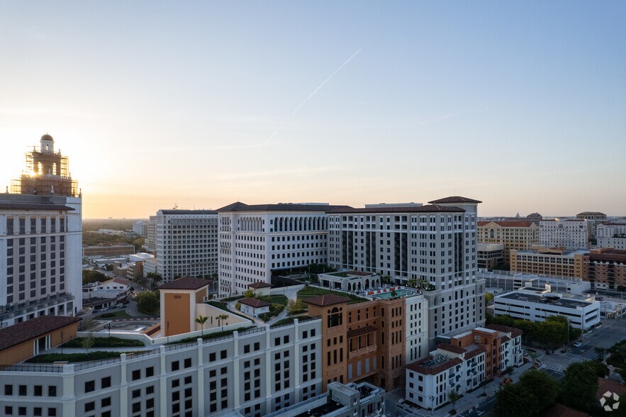 More Photos Of 2811 Ponce de Leon Blvd, Coral Gables Office For Lease