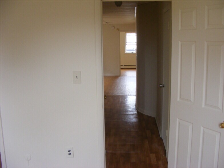 More Photos Of 268 Forrest St, Jersey City Apartments For Sale