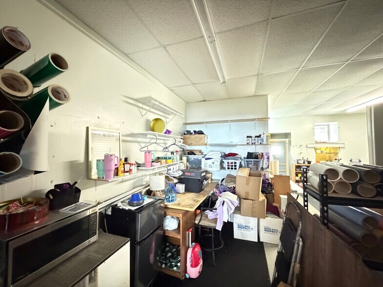 More Photos Of 107 E Commercial St, Waterville Storefront Retail Office For Sale