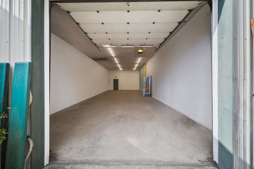 More Photos Of 5805 NE Minder Rd, Poulsbo Industrial For Sale