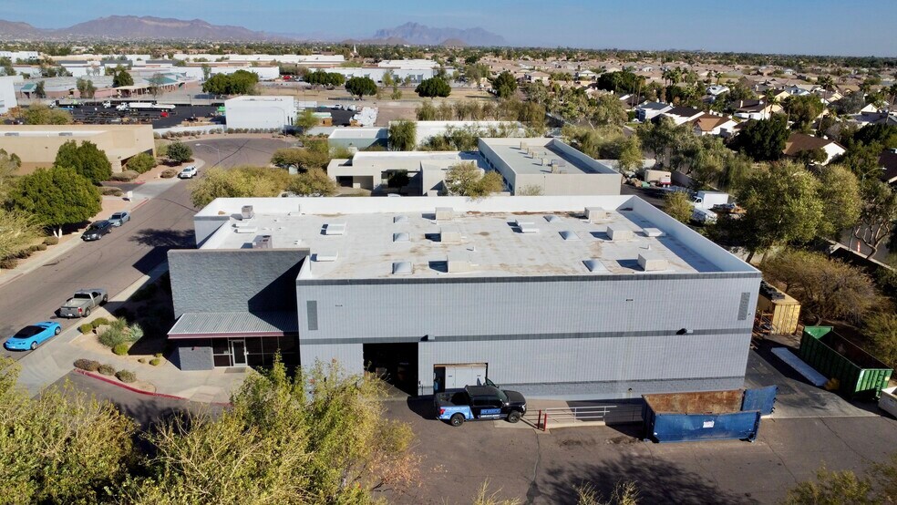 More Photos Of 4821 E Indigo St, Mesa Distribution For Sale