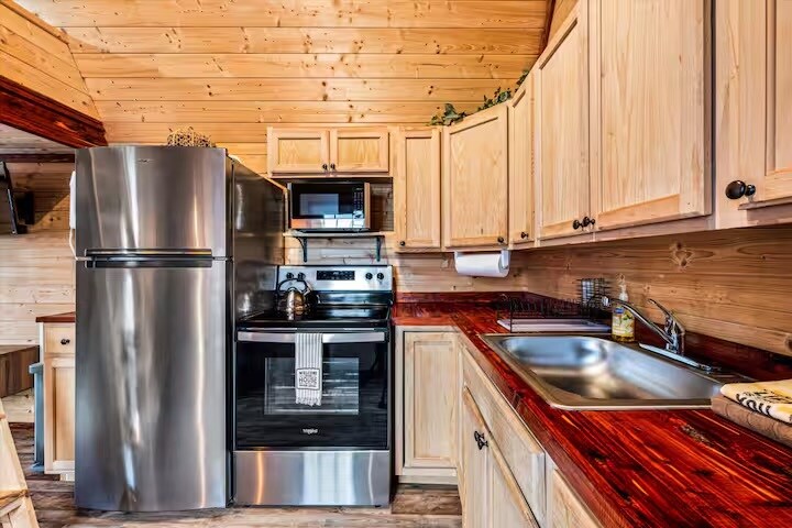 More Photos Of 3452 Old Highway 64 E, Hayesville Multifamily For Sale