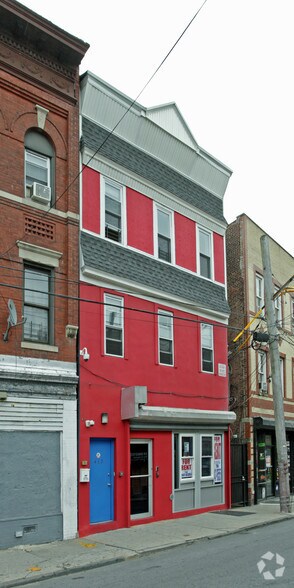 Primary Photo Of 413 Jersey St, Staten Island Storefront Retail Residential For Sale
