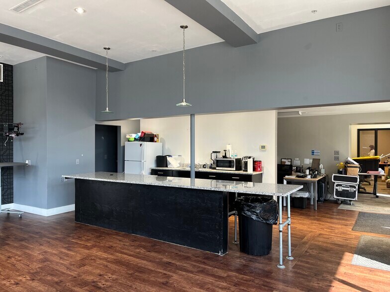 More Photos Of 3329 Lincoln Way, Ames Storefront For Sale