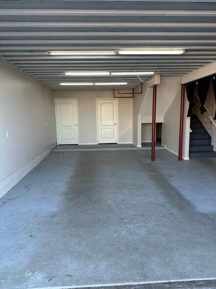 More Photos Of 15 S 7th Ave, Long Branch Self Storage For Lease