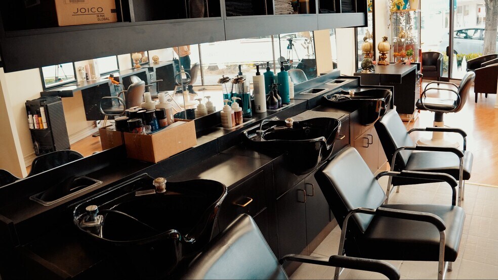 More Photos Of 15223-15245 Russell Ave, White Rock Apartments For Sale