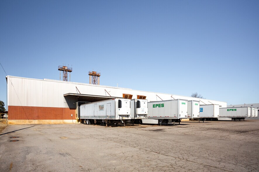 More Photos Of 200 Kentuck Rd, Danville Warehouse For Sale