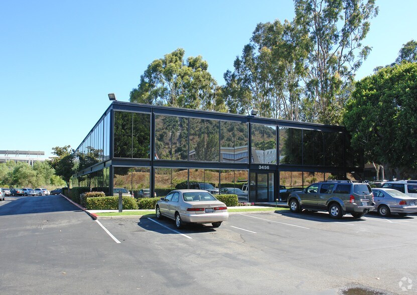 More Photos Of 3456 Camino del Rio N, San Diego Office For Lease