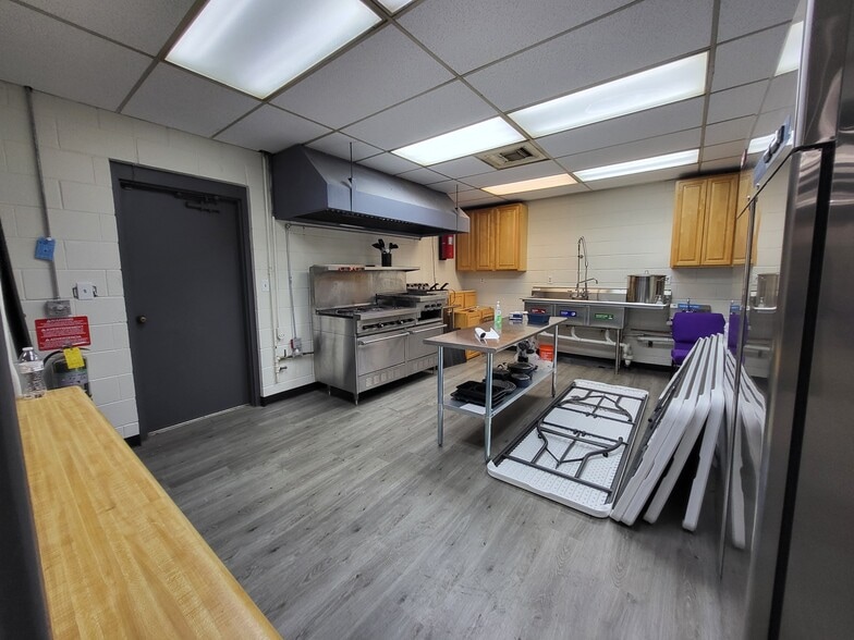 More Photos Of 1600 Agape Way, Decatur Specialty For Sale