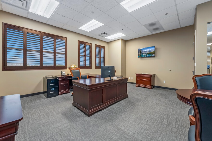 More Photos Of 18335 E 103rd Ave, Commerce City Medical For Sale