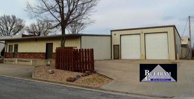 More Photos Of 600 Broadway St, Joplin Warehouse For Sale