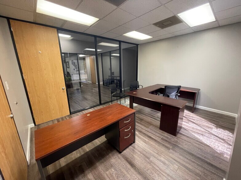 More Photos Of 10480 Grant Rd, Houston Loft Creative Space For Lease