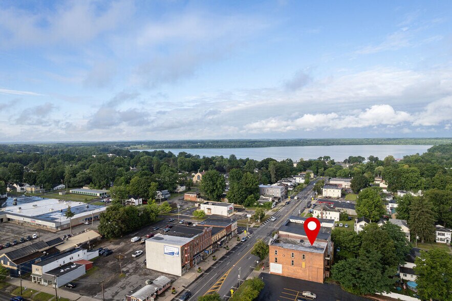 More Photos Of 114-116 W Broadway, Fulton Multifamily For Sale