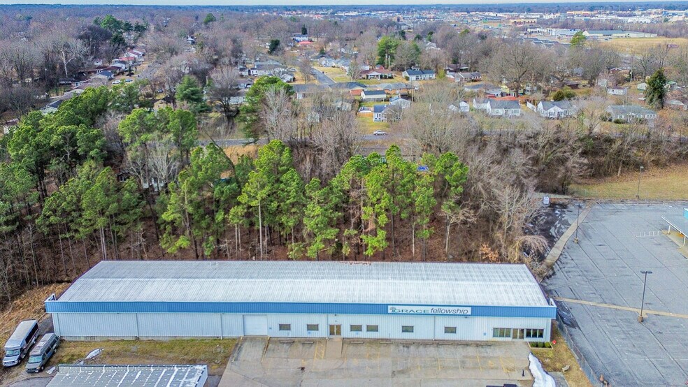 More Photos Of 3530 Park Plaza Rd, Paducah Warehouse For Sale