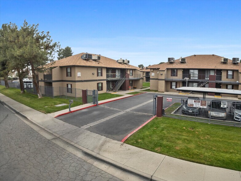 More Photos Of 1201 40th St, Bakersfield Apartments For Sale