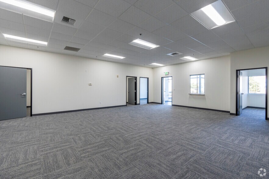More Photos Of 775 Waltham Way, Sparks Distribution For Lease