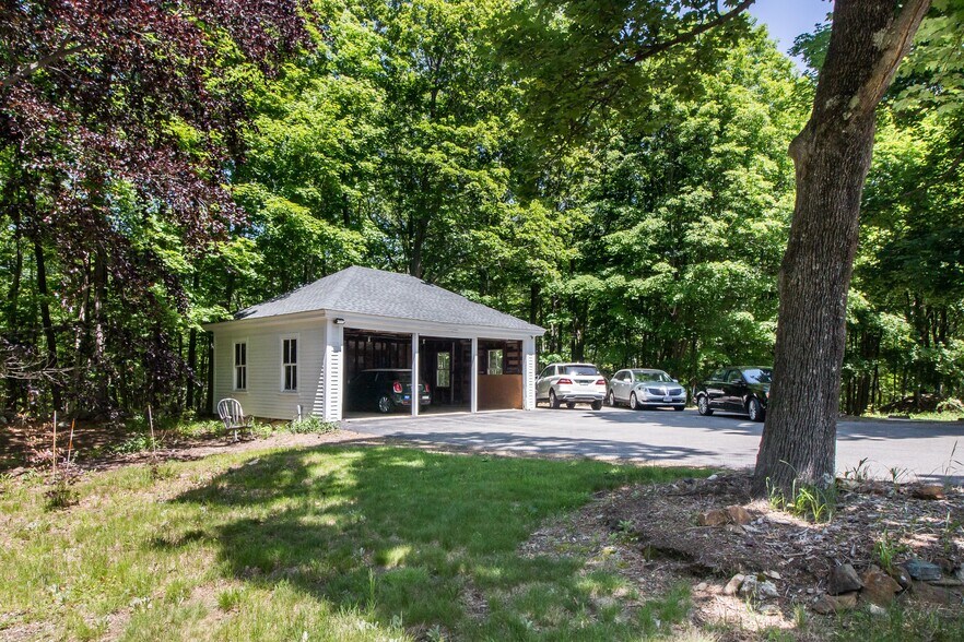 More Photos Of 40 High St, Acton Apartments For Sale