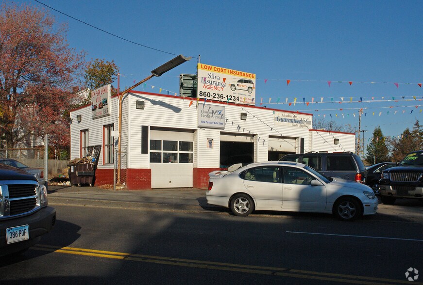 More Photos Of 385 New Park Ave, Hartford Auto Repair For Sale