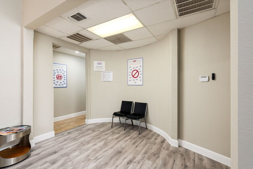 More Photos Of 8627 Cinnamon Creek Dr, San Antonio Medical For Lease