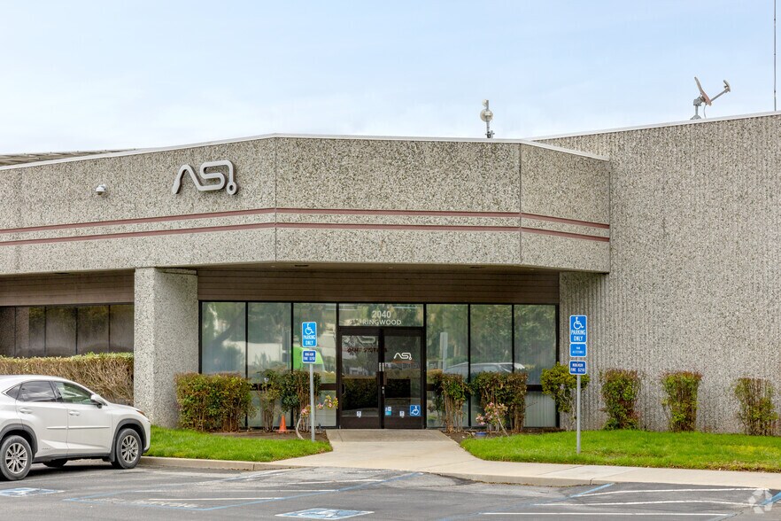 More Photos Of 2040 Ringwood Ave, San Jose Light Manufacturing For Sale