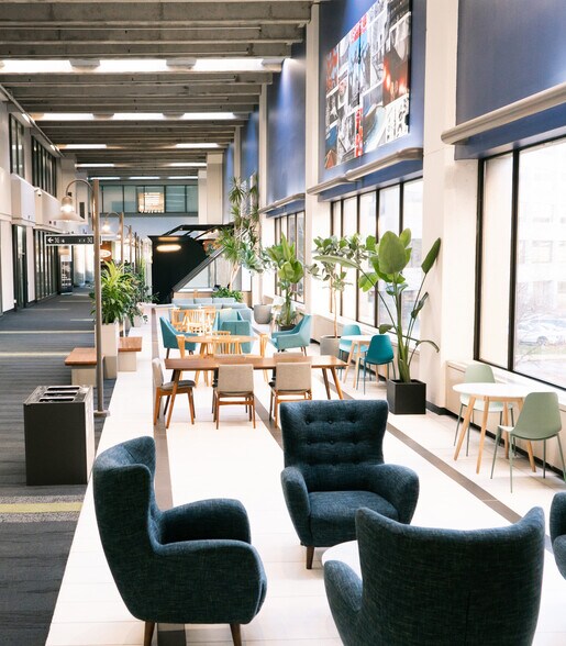 More Photos Of 243 Consumers Rd, Toronto Office For Lease