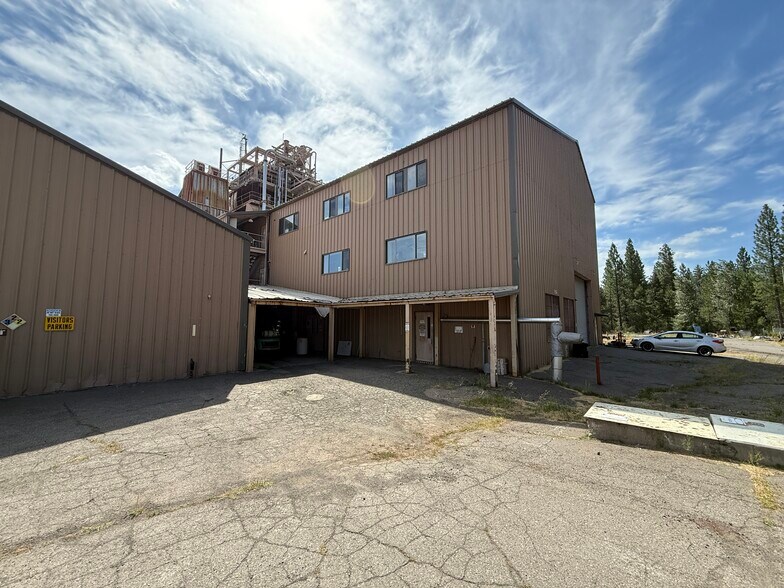 More Photos Of 463210 Mooney Rd, Westwood Industrial For Sale