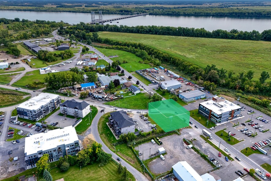 Primary Photo Of Chemin Larocque B, Salaberry-de-valleyfield Land For Sale