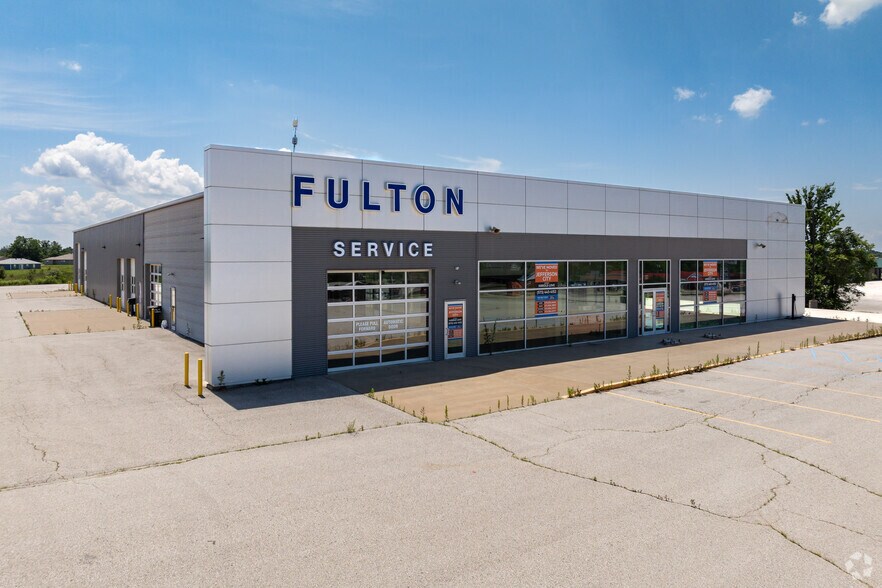 More Photos Of 1202 S Business 54, Fulton Auto Dealership For Sale