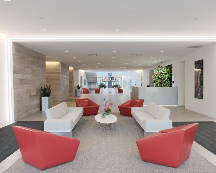 More Photos Of 280 E Broad St, Rochester Office Residential For Lease