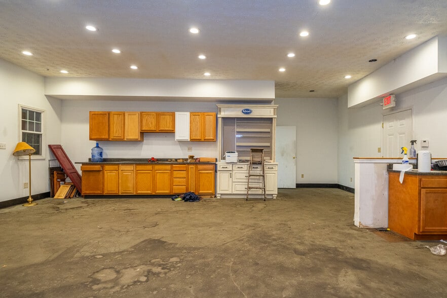 More Photos Of 3380 Successful Way, Dayton Office For Sale