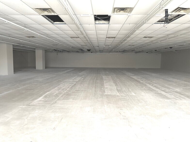 More Photos Of 326 Stonewall Jackson blvd, Orangeburg General Retail For Lease