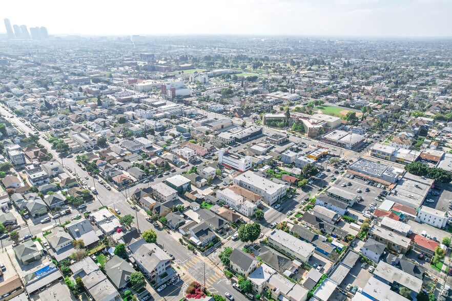 More Photos Of 1229 S Kingsley Dr, Los Angeles Apartments For Sale