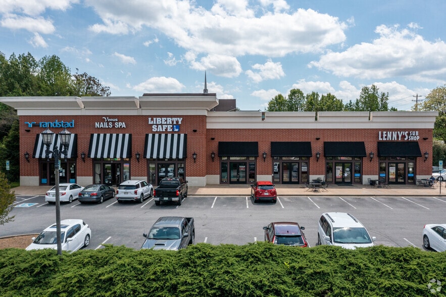 More Photos Of 150 Lovell Rd, Knoxville Storefront For Lease