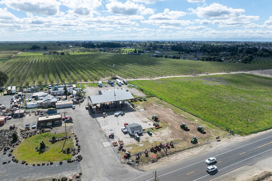 More Photos Of 5600 California 108, Oakdale Land For Lease